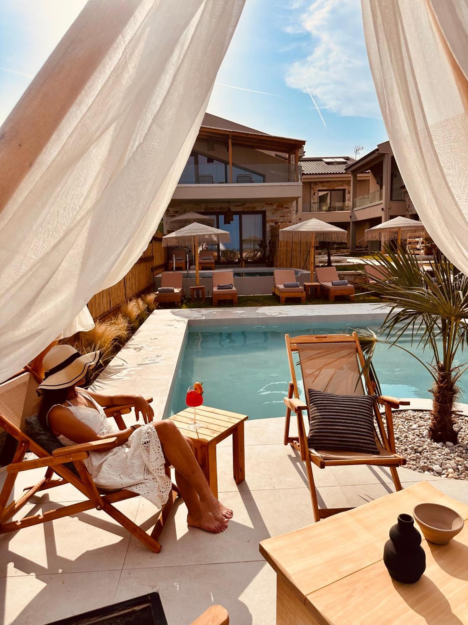 Amo Golden Suites Chrysi Ammoudia Ngoại thất bức ảnh