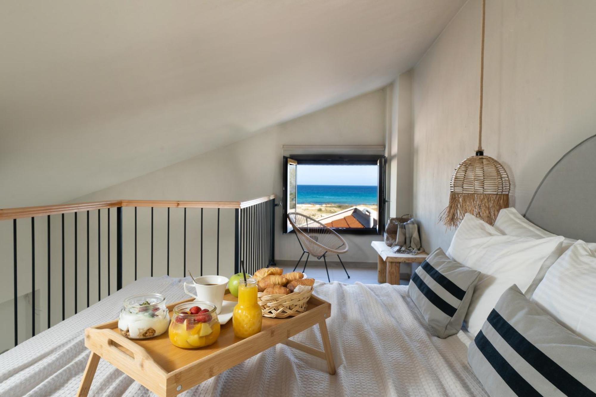 Amo Golden Suites Chrysi Ammoudia Ngoại thất bức ảnh
