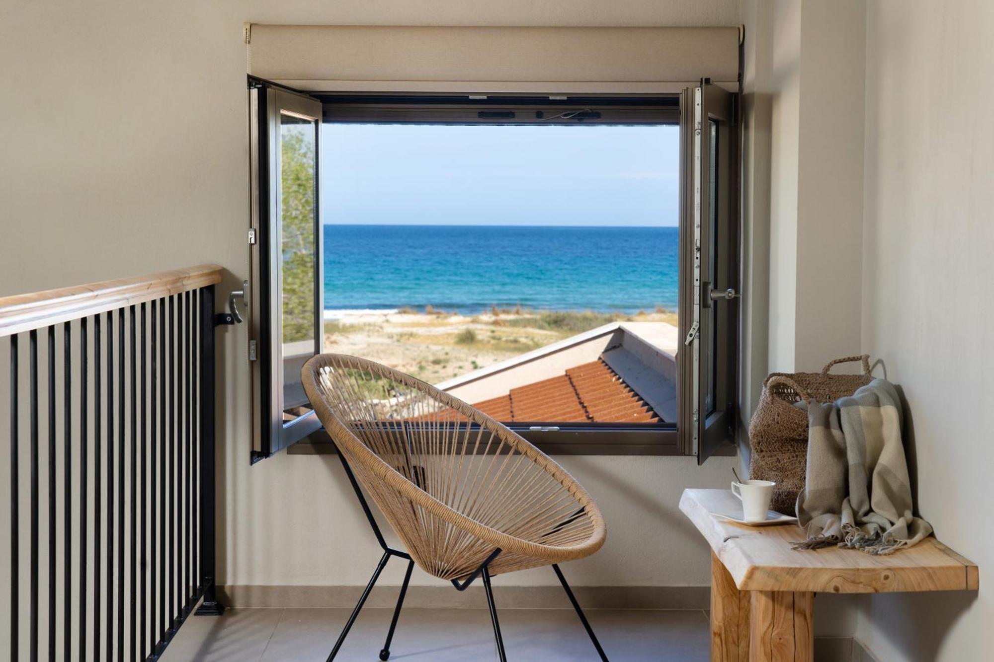 Amo Golden Suites Chrysi Ammoudia Ngoại thất bức ảnh
