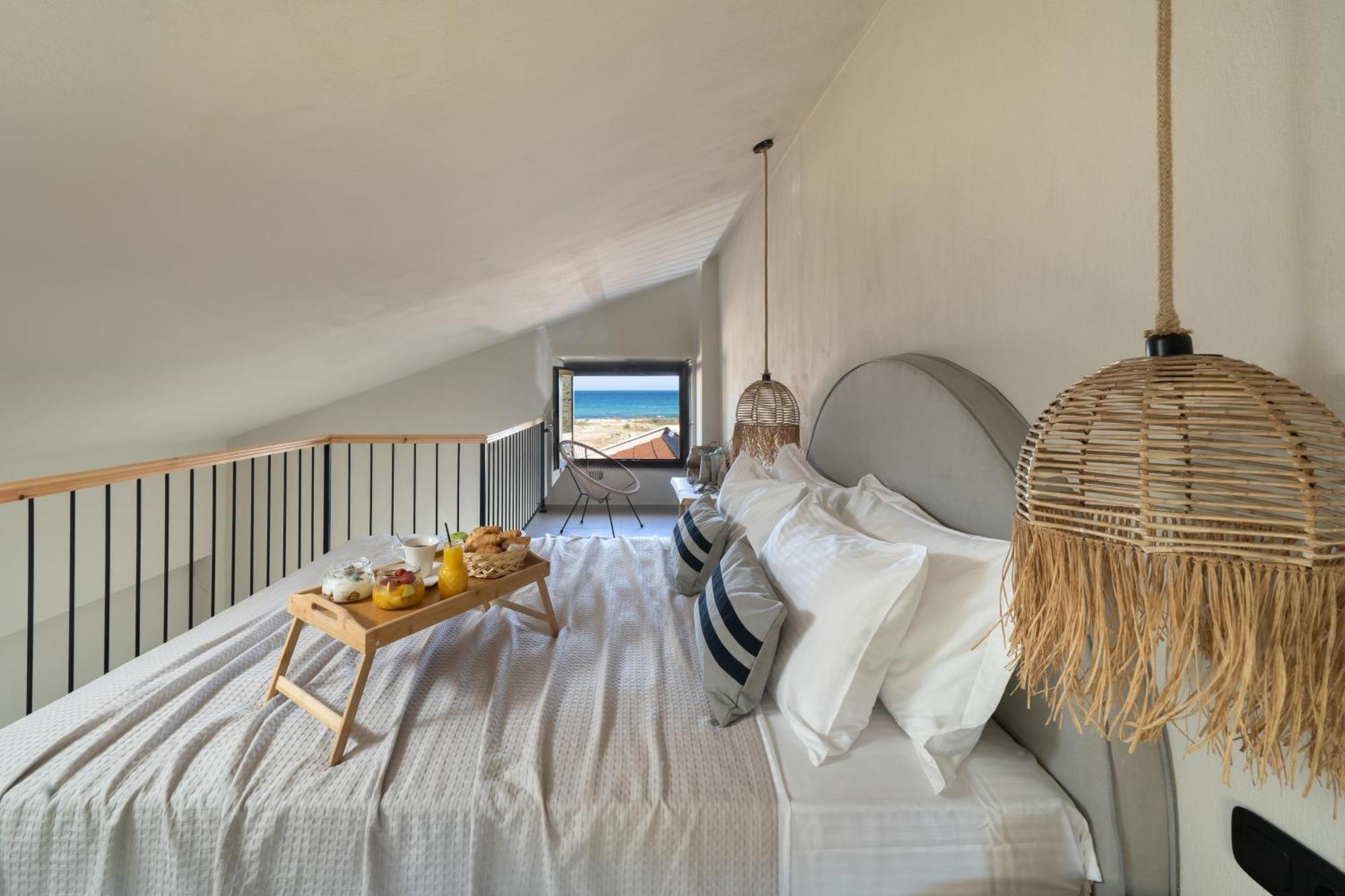 Amo Golden Suites Chrysi Ammoudia Ngoại thất bức ảnh